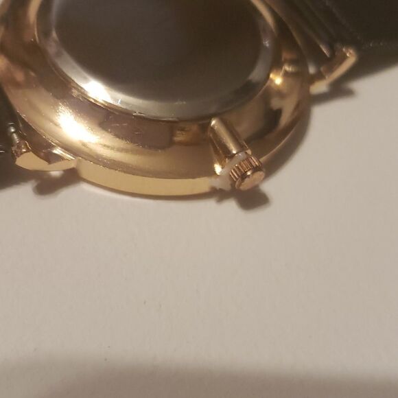 Geneva Watch  - Picture 4 of 4